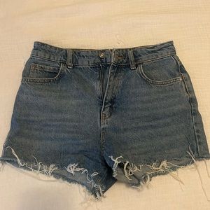Zara jean shorts!